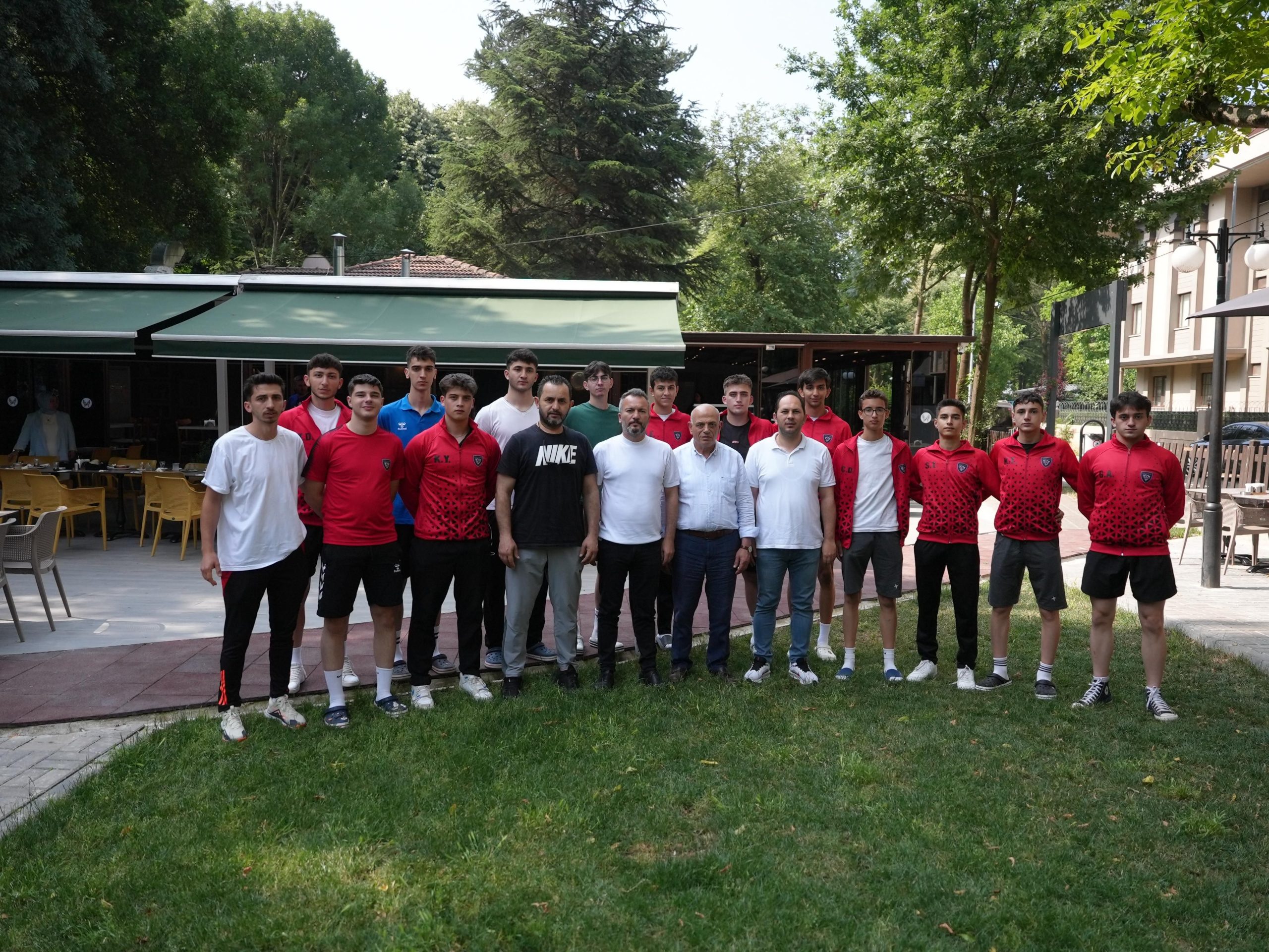 DÜZCE’Yİ TEMSİL EDECEKLER