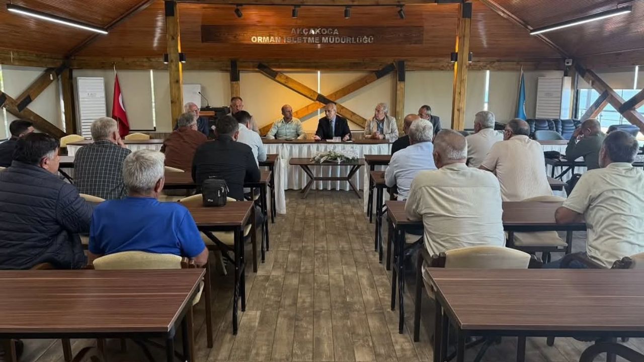 Akçakoca’da Köylere Hizmet Götürme Toplantısı; Sorunlar ve Çözümler Masaya Yatırıldı