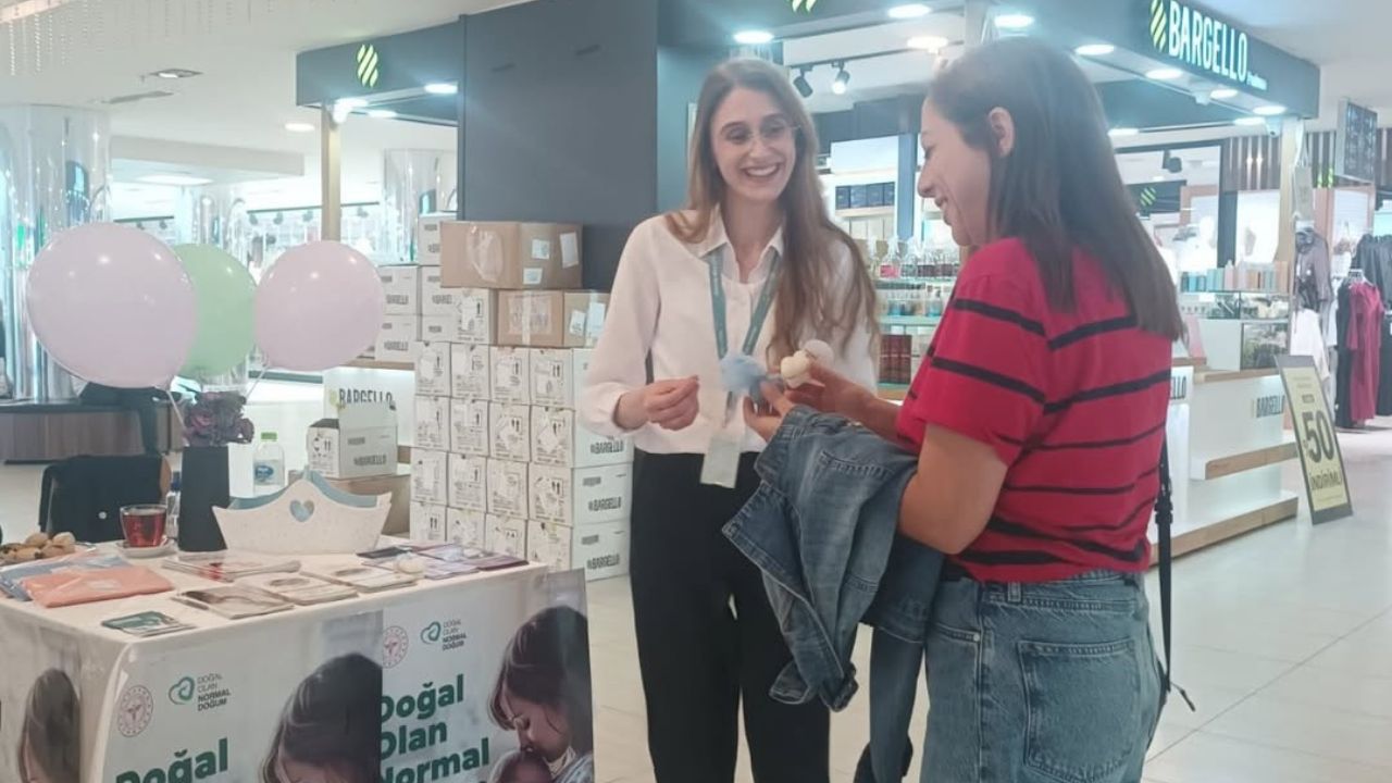 Düzce İl Sağlık Müdürlüğü’nden Anne ve Anne Adaylarına Bilgilendirme Etkinliği