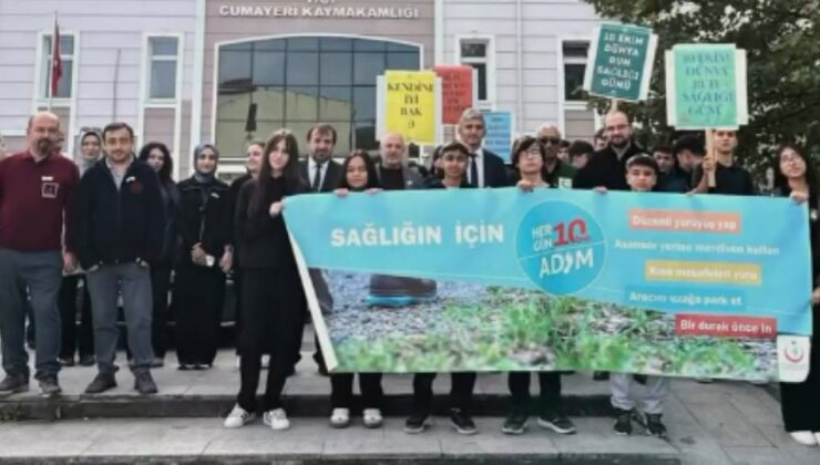 Cumayeri’nde Dünya Ruh Sağlığı Günü Yürüyüşü Gerçekleştirildi