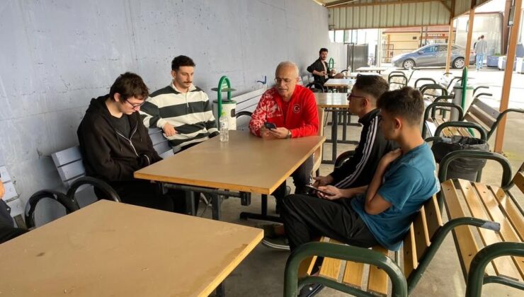 İl Müdürü Arslantürk, Cahit Zarifoğlu Yurdu’nu Ziyaret Etti