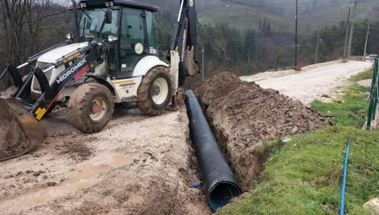 Yığılca Hebeler Köyü’ne Çifte Hizmet: Yol Bakım ve Boru Döşeme Tamamlandı