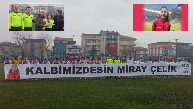Düzce Kadın Futbol Takımı, Miray Çelik İçin Pankartla Sahaya Çıktı