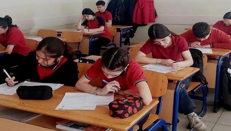 Düzce’de Öğrencilerin Ders Kazanımları Değerlendiriliyor