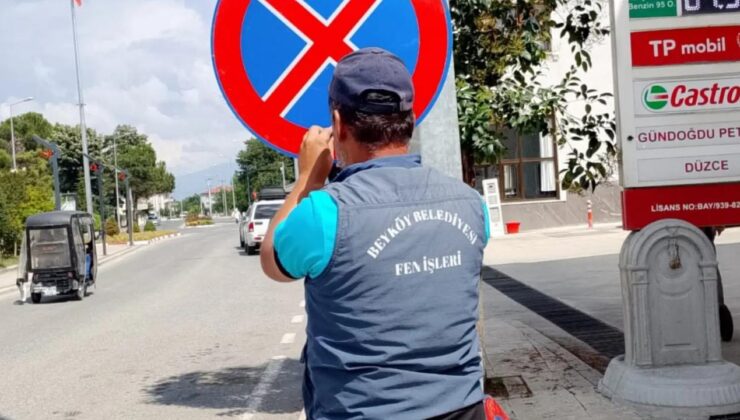 Beyköy’de Trafik Güvenliği İçin Levhalar Yenileniyor