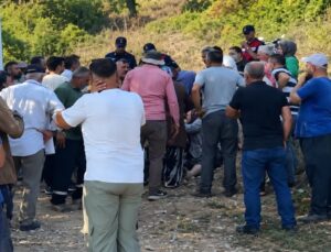 Cumayeri’nde Traktör Devrildi: 1 Kişi Hayatını Kaybetti